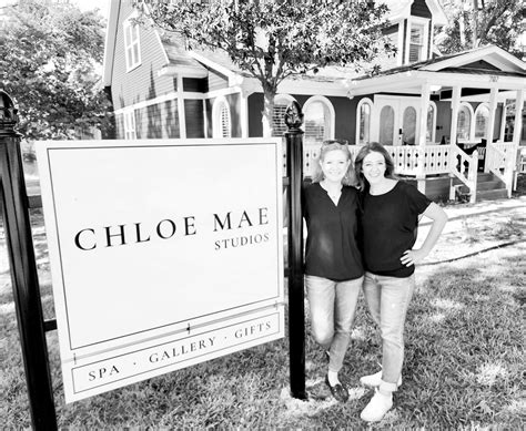 ABOUT — Chloe Mae Studios