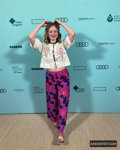 SOFIE EIFERTINGER Feet - AZNudeFeet