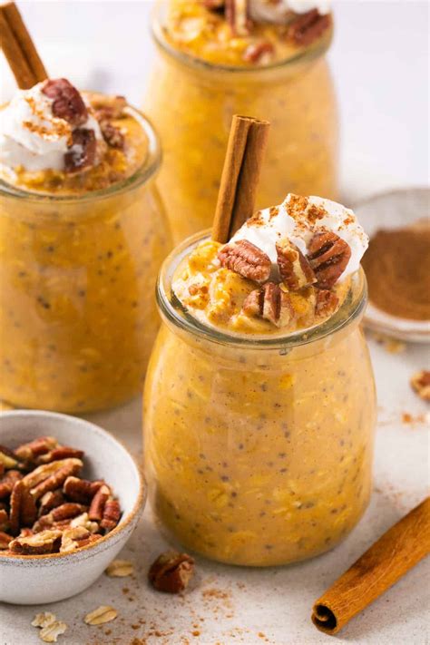 Healthy Pumpkin Protein Overnight Oats (Gluten-Free + Vegan) | Lauren