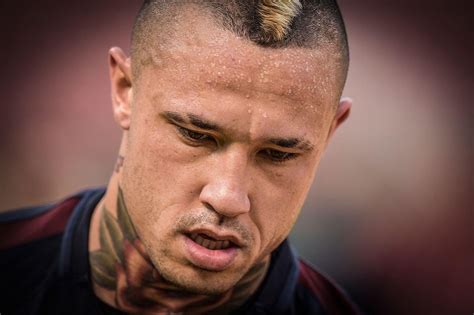 Video: Radja Nainggolan is the ultimate midfielder! - AS Roma