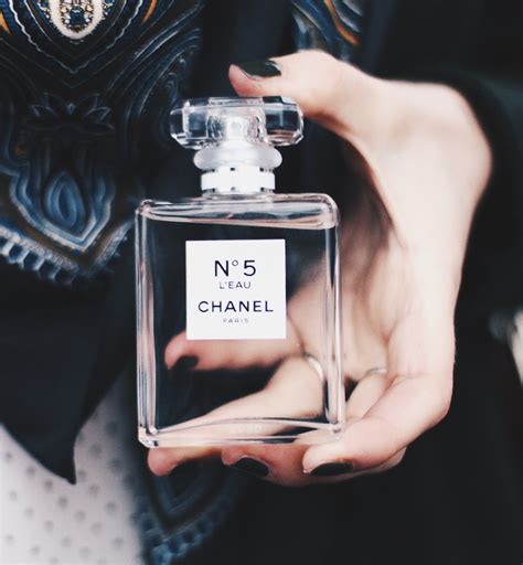 N°5 L'Eau : La Beauté n'a Pas d'Age ! | kleo beauté