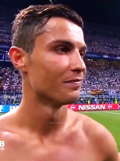 Ronaldo | English or Spanish ? 😂 - YouTube