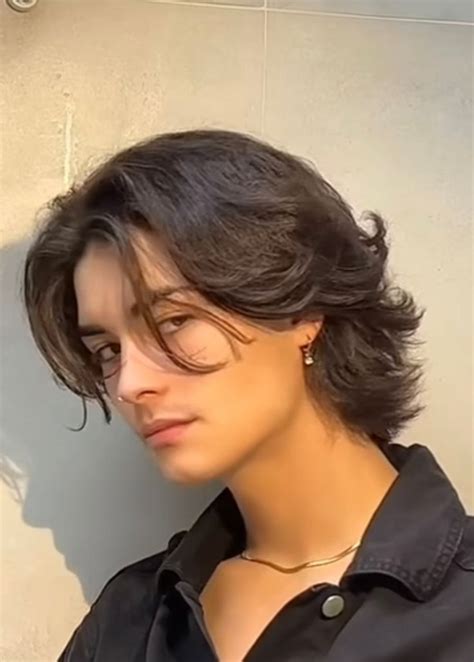 boys wolf cut hair
