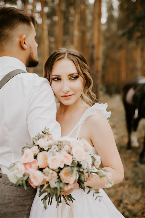 Wedding Portrait Poses, Wedding Picture Poses, Wedding Poses, Wedding ...