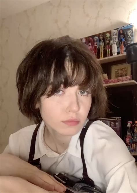 Sexy Brunette GF Blowjob and Cum in Mouth Amateur POV – Hoastie – Adult