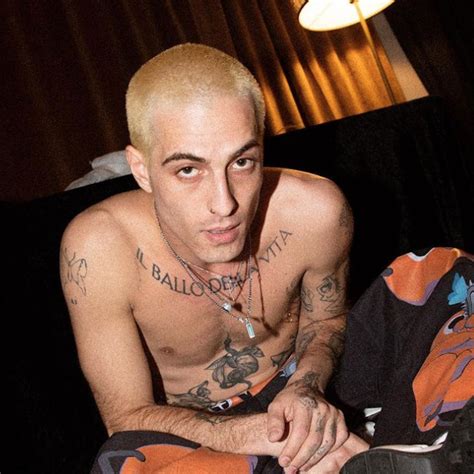 Damiano David dei Måneskin cambia look e si decolora i capelli | Amica