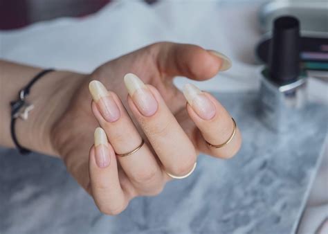 Jak Pielęgnować Paznokcie Domowe Sposoby | Paznokcie Polska