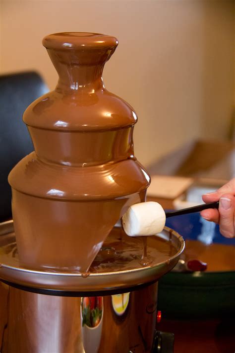 Marshmallow in the fountain | Testing out the new chocolate … | Flickr