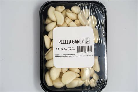 Peeled garlic/Kg | Bulkbox Wholesale