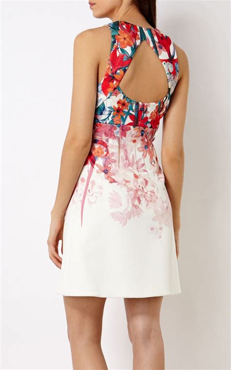Платье с цветочным принтом Karen Millen. Цвет , купить за 11 128р в ...