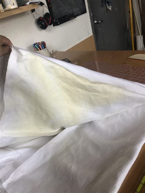 Remove Yellow Stain from Hydrogen Peroxide : r/laundry