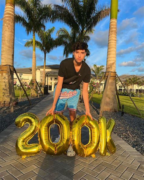 ThatBoyDrew22 | This why I don’t take the trash out at night anymore! 😭