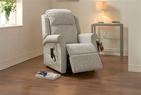 How to Choose the Perfect Recliner Chair | Mobility Furniture Company