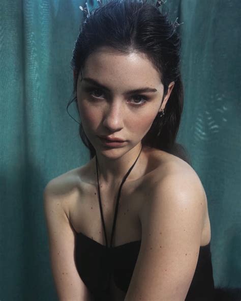 GRACIE ABRAMS for Mood Magazine, August 2022 – HawtCelebs