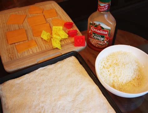 pizza numbers  shapes repeat crafter