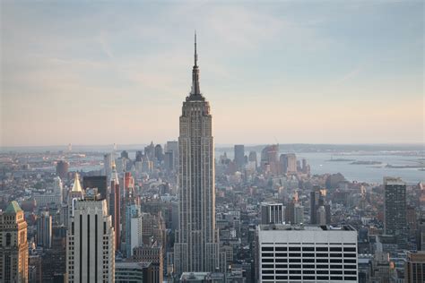File:NYC Empire State Building.jpg - Wikimedia Commons