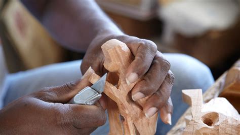 Whittling for Beginners: Guide and Your First Project - Simplewoodworker