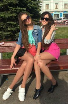 28 ideas de Pantyhose and sneakers | vestido con medias, mujeres, pantys