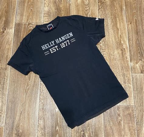 Мужская футболка helly hansen — цена 150 грн в каталоге Футболки Купить ...