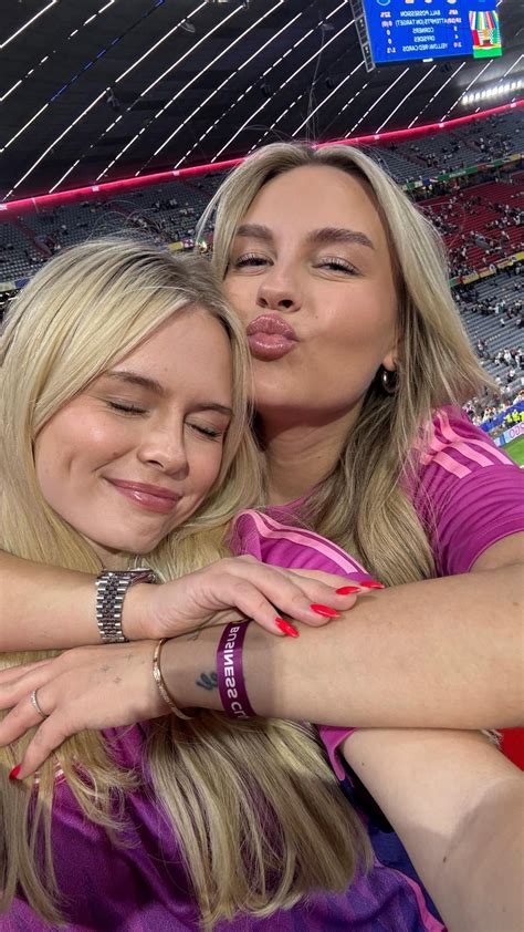 Leni Marie & Dagibee : r/InfluencerNSFW