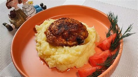 Пюрешка с жареной курочкой! - YouTube