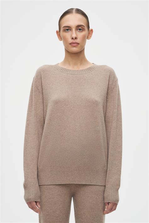 Джемпер коричневый – pravdastore.com