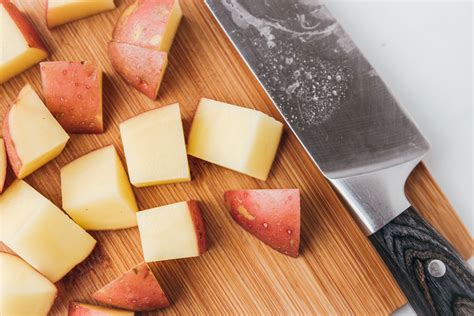 How To Dice Potatoes - yourcookingbuddy.com