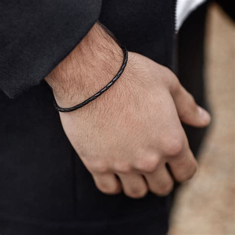 Tunt Svart Boloflätat Läderarmband | I lager! | Fort Tempus