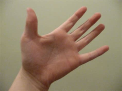how to get super glue off fingers