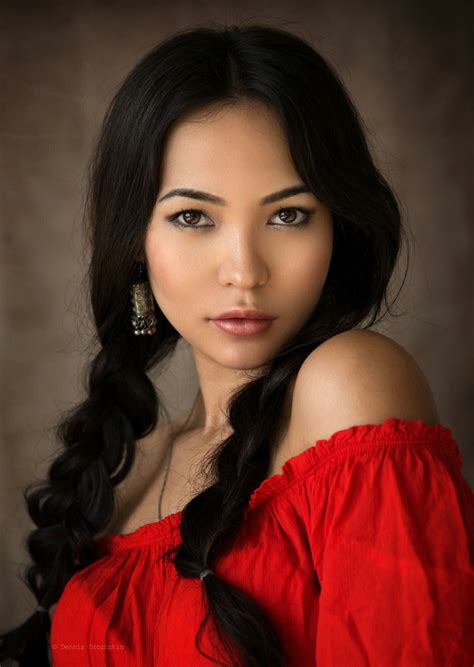 pin  katie ellen knudsen  ojazos dos native american women native american beauty native