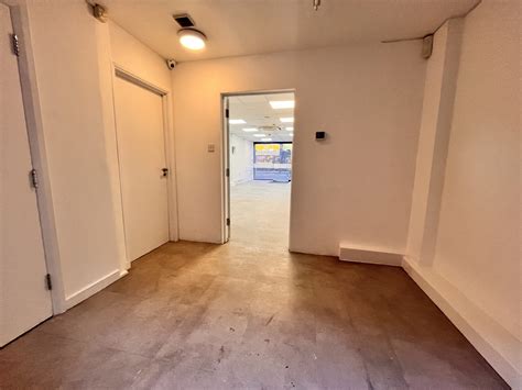 LET: 87 Streatham High Road, Streatham, SW16 1PH – A visible & modern