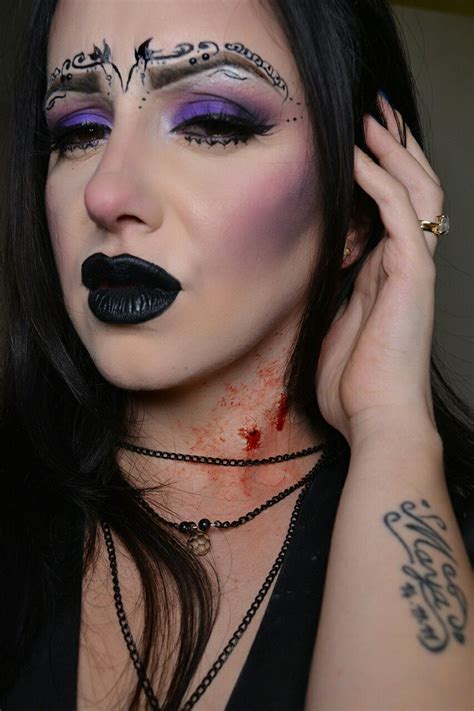 Vampire Bite Makeup | Vampire bite makeup, Mark makeup, Vampire bites
