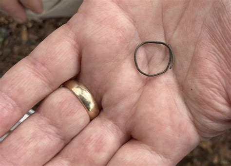 Artifacts appear to confirm 'first contact' at Roanoke Island | Coastal ...