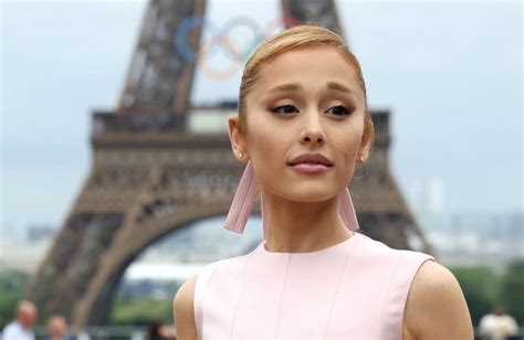 Ariana Grande ‘open’ to having a face-lift