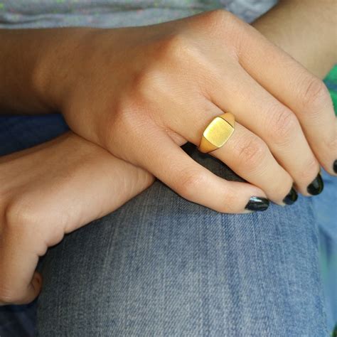 signet ring women gold 5