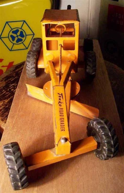 Pin by David Stpehens on Tonka | Tonka toys, Vintage toys, Tin toys