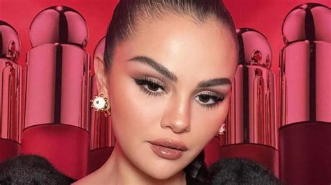 Selena Gomez CONFIRMS Launching Her Makeup Line Rare Beauty In India ...