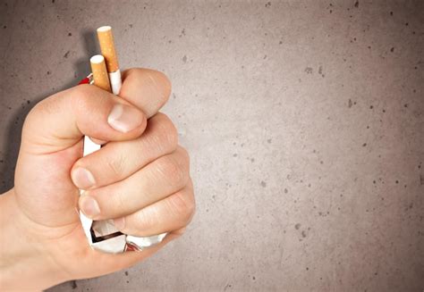 premium photo stop smoking