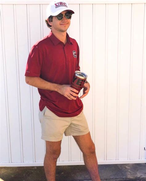 How To Dress Like A Frat Bro