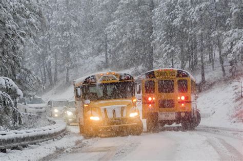 Riders are demanding more frequent 15 bus service this winter 26