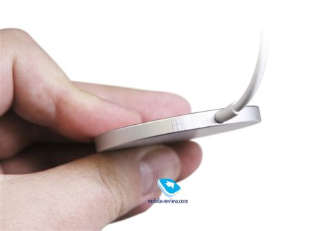 Mobile-review.com Обзор беспроводной зарядки Apple MagSafe
