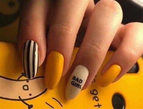 Желтый и горчичный цвета отлично подходят для осеннего маникюра ...