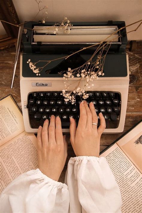 Друкарська машинка | Idéias vintage, Ideias de fotos, Imagens vintage