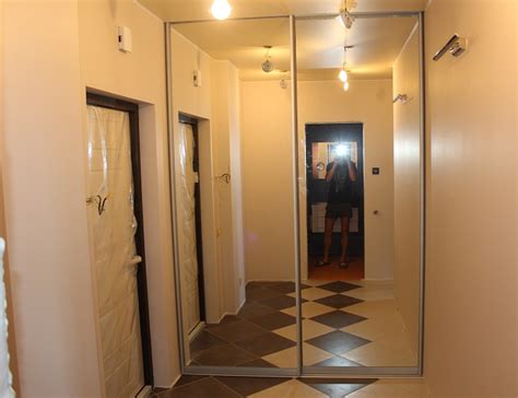 Купить зеркальные двери-купе в нишу прихожей на заказ в Москве ...