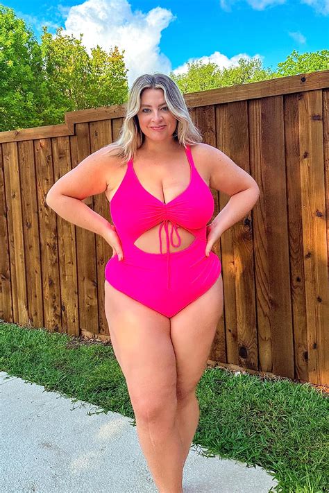 Best Places to Buy One Piece Swimsuits for Big Boobs