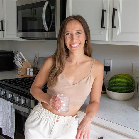 The Holiday mocktail you NEED to make! Comment THANKSGIVING and I’ll