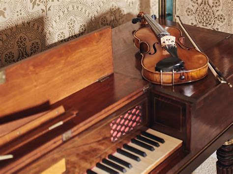 musical instrument valuations  lyon turnbull edinburgh