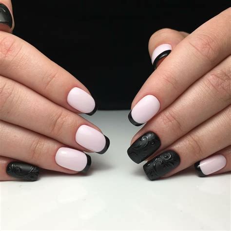Unghie gel nere: tendenze, abbinamenti e novità per un colore senza tempo