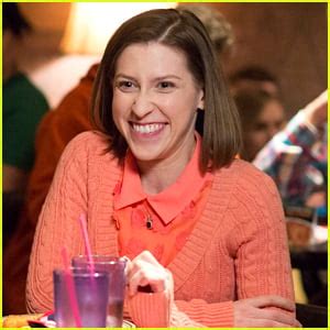 Eden Sher’s Sue Heck Pilot Adds New Cast Members | Eden Sher