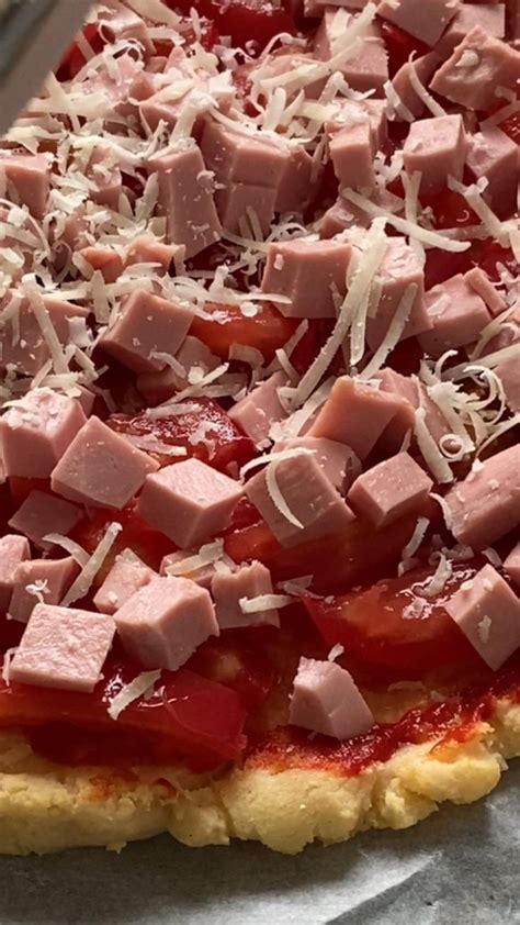 Пицца на творожном тесте🍕